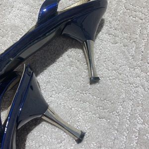 Stunning Patent deep blue slings
